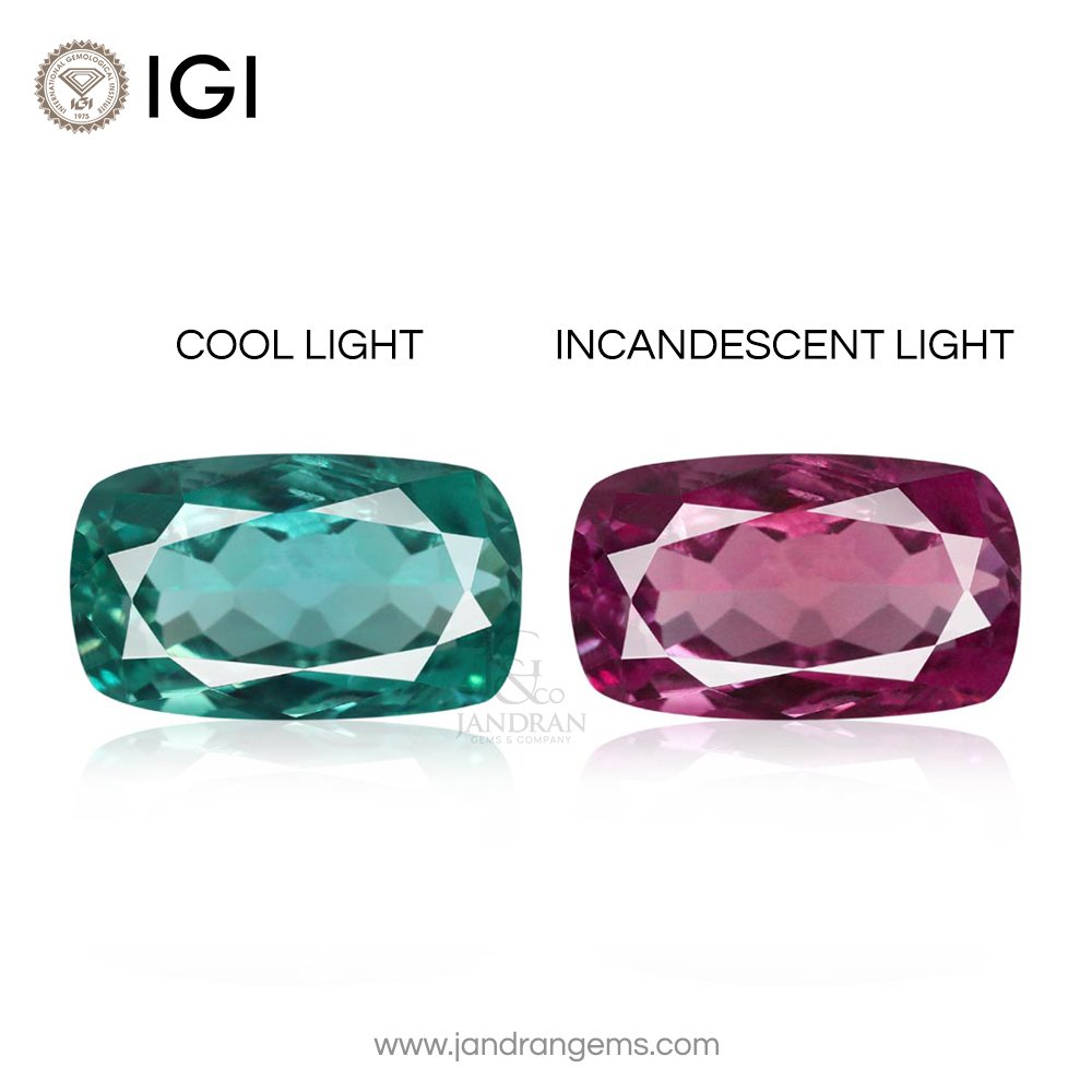 Alexandrite Cushion 1.52 ct / size 7x4.7x3.9 mm